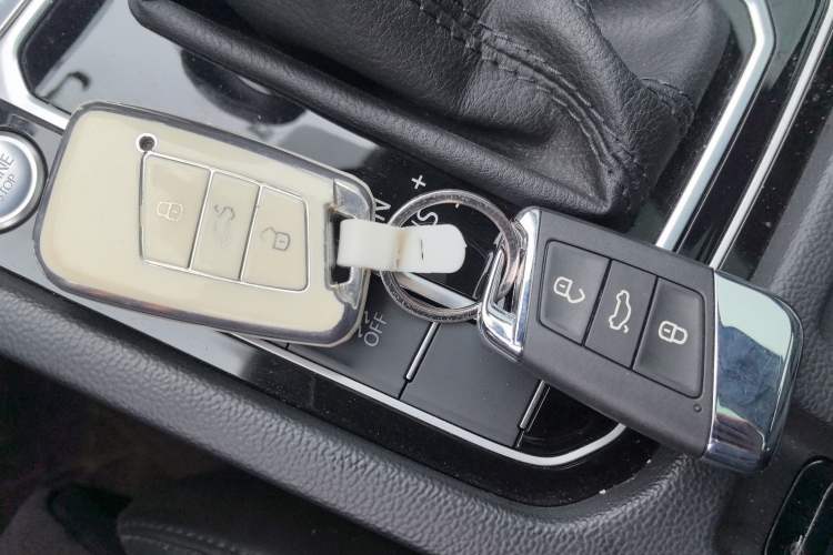 Used Volkswagen Magotan 2017 330TSI DSG Luxury Model