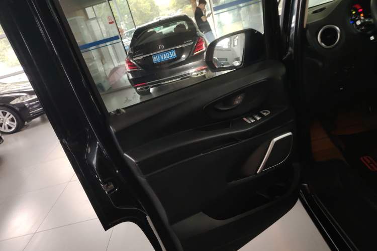 Used Mercedes-Benz Vito 2016 2.0T Elite Edition