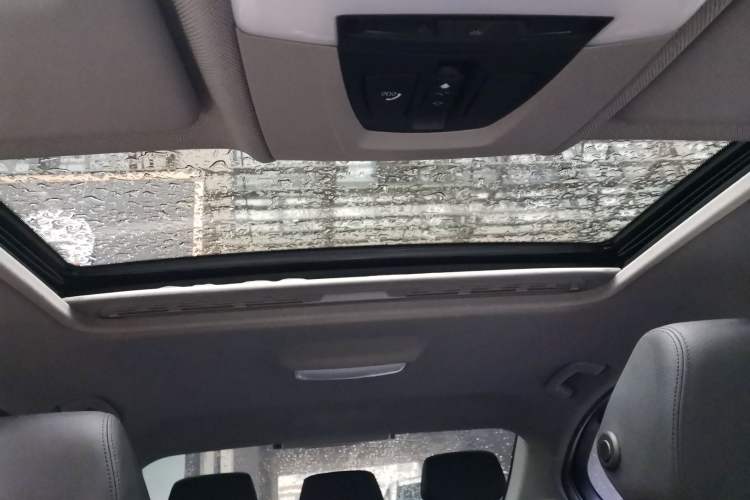 Used BMW 3 Series 2016 320i Fashion Model