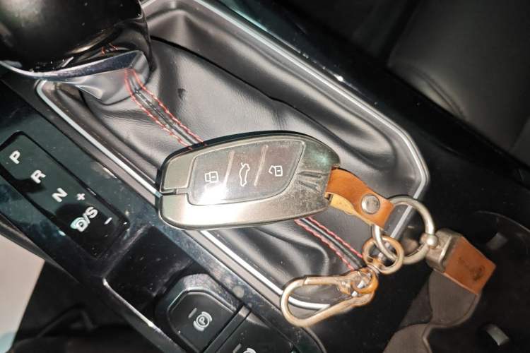 Used MG 5 2022 180 DVVT CVT Youth Style Edition
