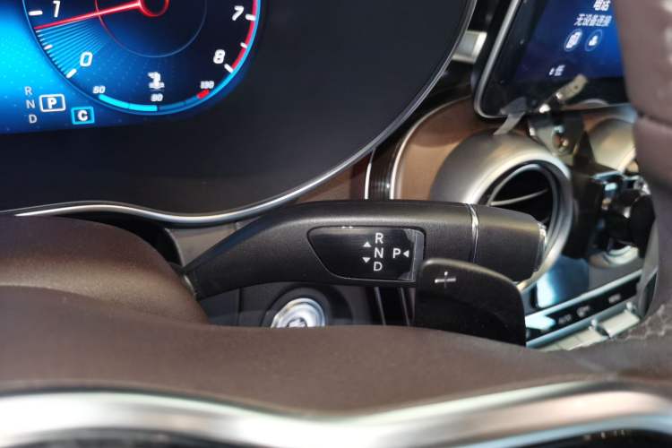 Used Mercedes-Benz GLC 2020 GLC 300 L 4MATIC Dynamic Edition
