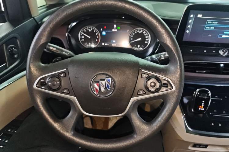 Used Buick GL8 2023 Land Executive Class Smart Enjoyment Model
