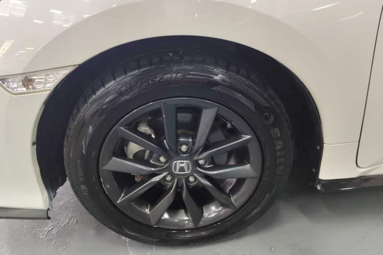 Used Honda Civic 2021 HATCHBACK 220TURBO CVT New Trendsetter