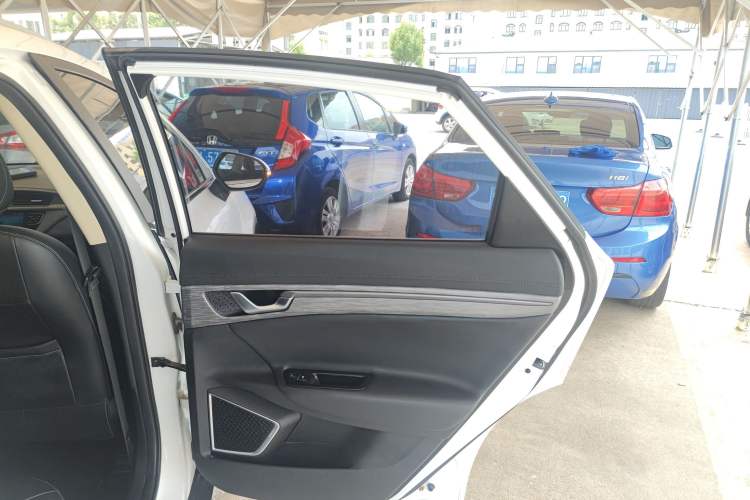 Used Geely Auto Emgrand GS 2018 Elegant Edition 1.8L Manual LingShang Model
