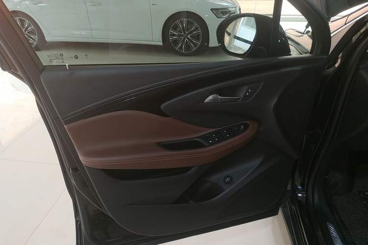 Used Buick Envision 2020 28T Four-Wheel Drive Elite Version
