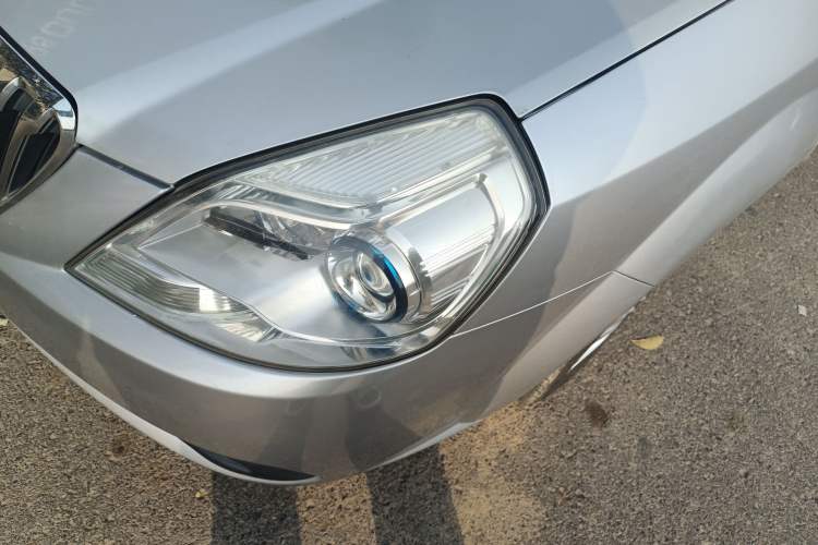 Used Buick Excelle 2015 1.5L Automatic Classic Model
