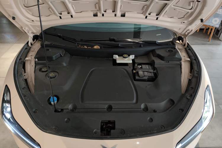 Used XPeng MONA M03 2024 515 Long-Range
