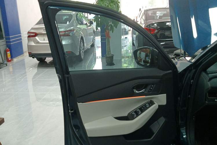 Used Honda Inspire New Energy 2023 ePHEV Smart Edition
