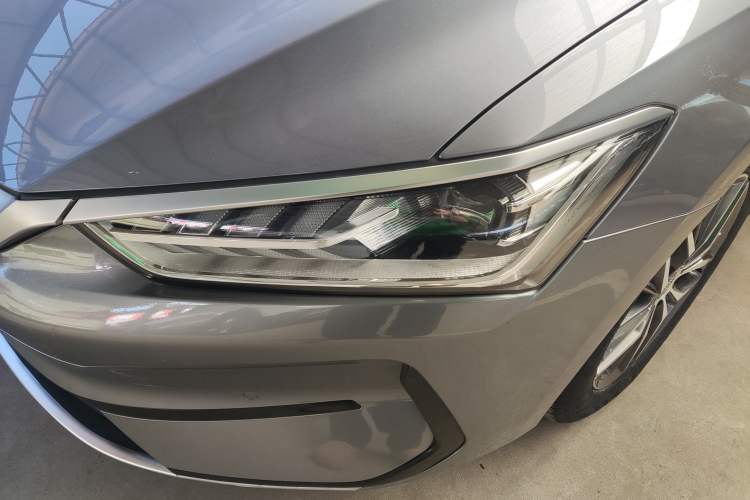 Used BYD Qin PLUS 2021 EV 500KM Premium Model
