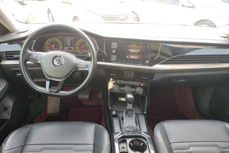 Used Volkswagen Passat 2019 330TSI Elite Edition China VI
