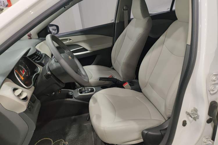 Used Chevrolet Sail 2015 Sail 3 1.3L AMT Ideal Edition
