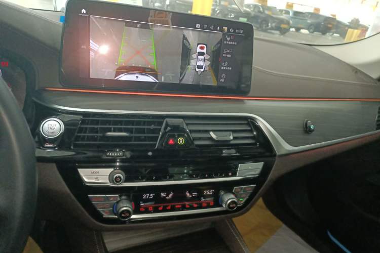 Used BMW 5 Series 2022 530Li Luxury Edition Premium Package
