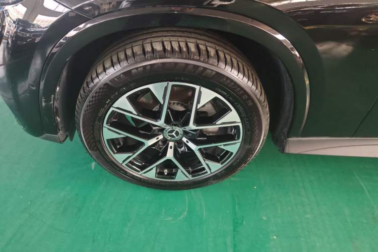 Used Mercedes-Benz GLC 2024 GLC 260 L 4MATIC Luxury Model 5 Seats