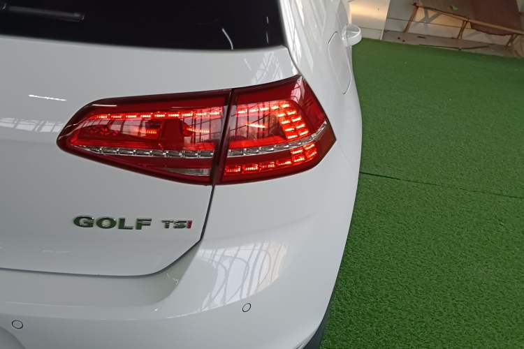 Used Volkswagen Golf 2015 1.4TSI Automatic Comfort Model
