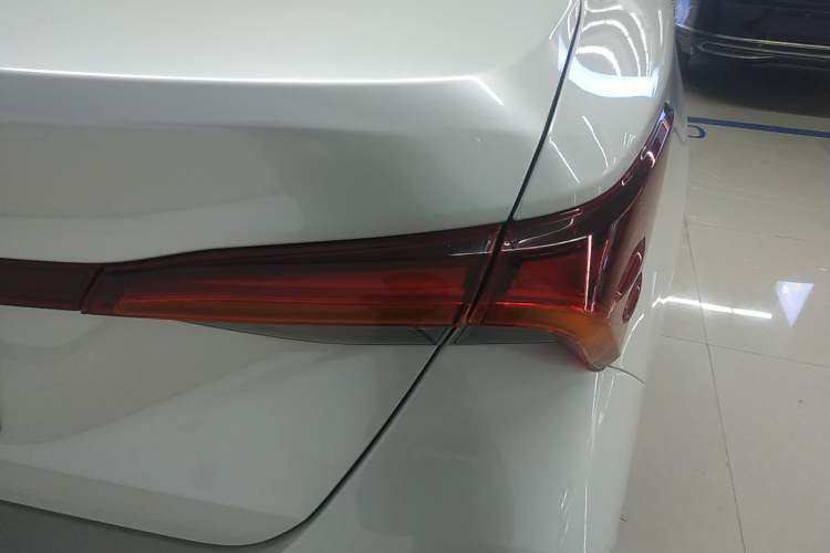 Used Toyota Avalon 2019 2.0L Ambition Edition China VI
