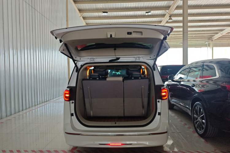 Used Buick GL8 2021 ES Landtrek 653T Comfort Edition