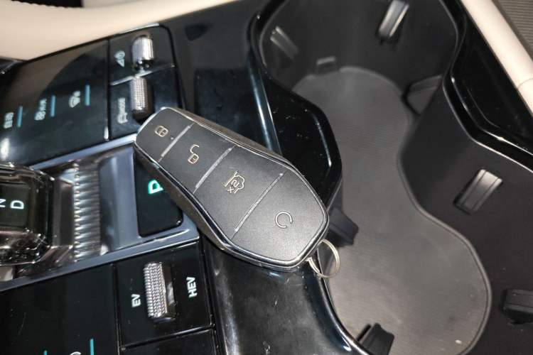 Used BYD Song PLUS New Energy 2025 DM-i Smart Drive 112KM Prestige Model