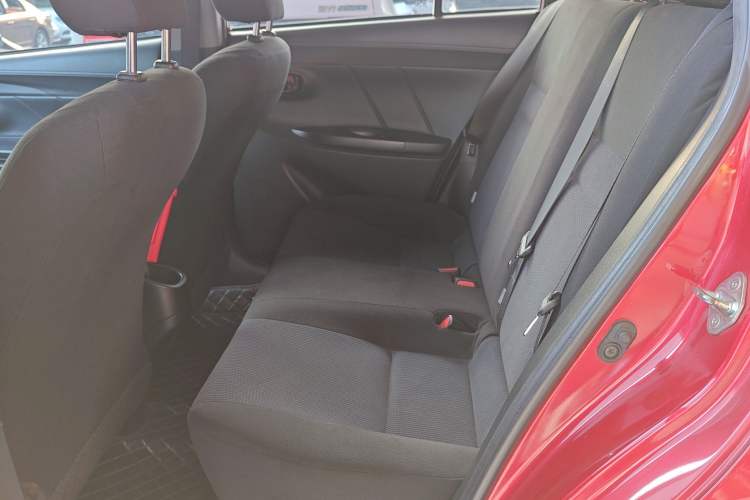 Used Toyota YARiS L 2017 1.5E CVT Dynamic Edition
