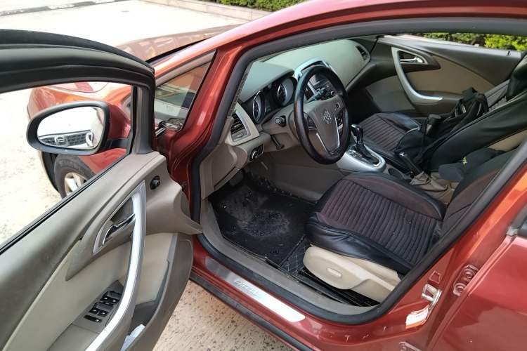 Used Buick GT 2013 GT 1.6L Automatic Fashion Edition
