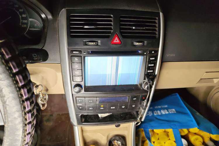 Used BAIC E Series 2012 Hatchback 1.3L Manual Liking Edition
