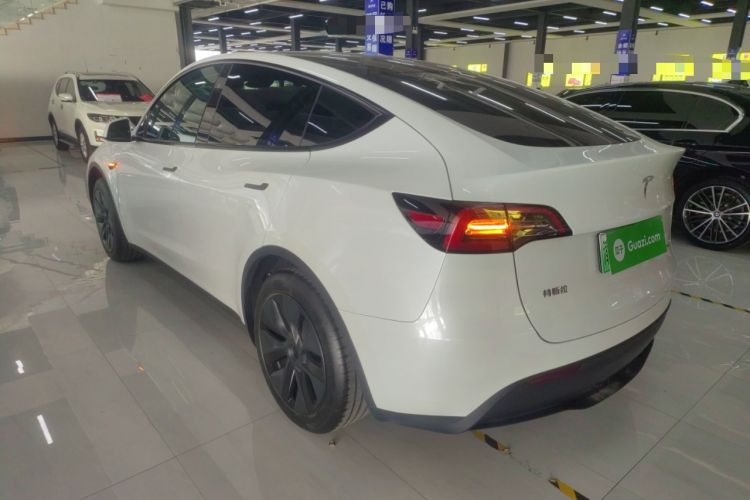 Used Tesla Model Y 2024 Rear-Wheel-Drive Version
