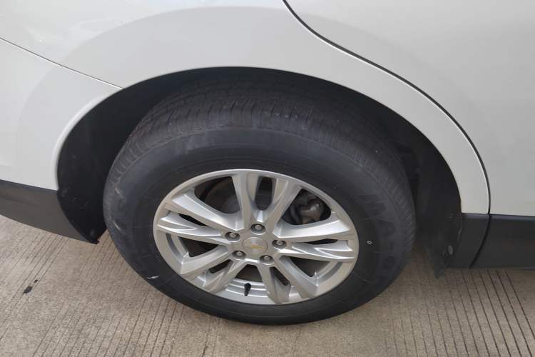 Used Chevrolet Equinox 2019 535T Automatic YuJie Edition China VI
