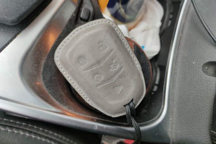 Used Cadillac SRX 2015 3.0L Elite Model
