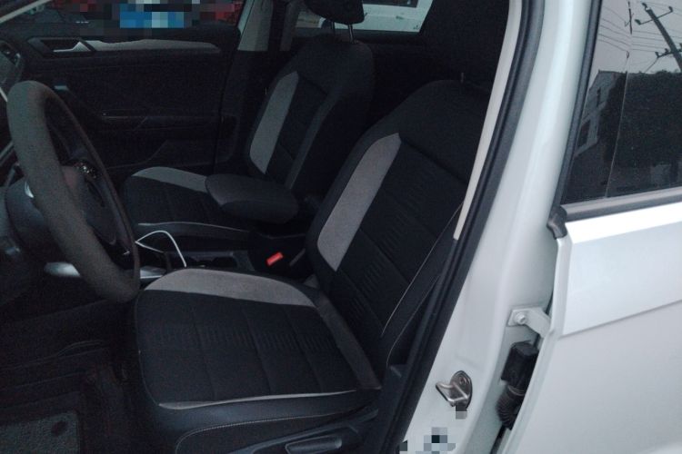 Used Volkswagen T-ROC 2022 280TSI DSG Two-Wheel Drive Elite PLUS