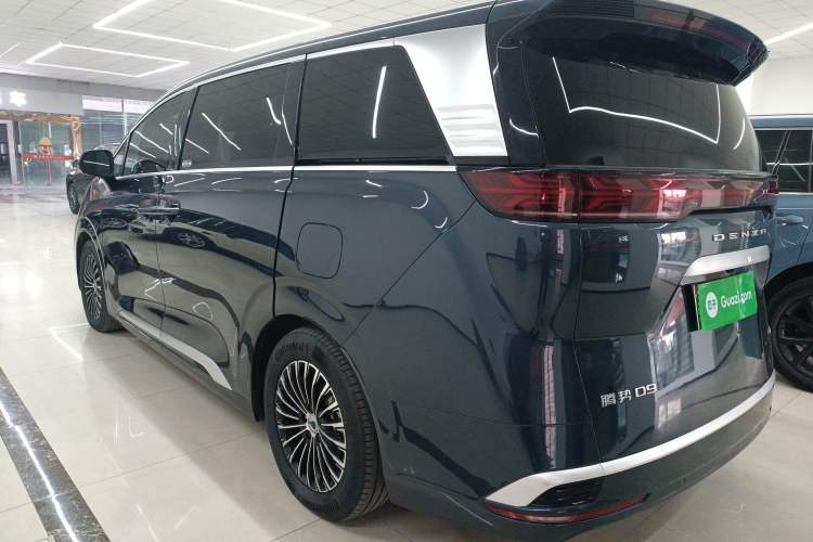 Used Denza D9 2022 DM-i 970 Four-Wheel Drive Flagship Model