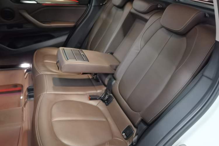 Used BMW X1 2019 xDrive20Li Luxury Model
