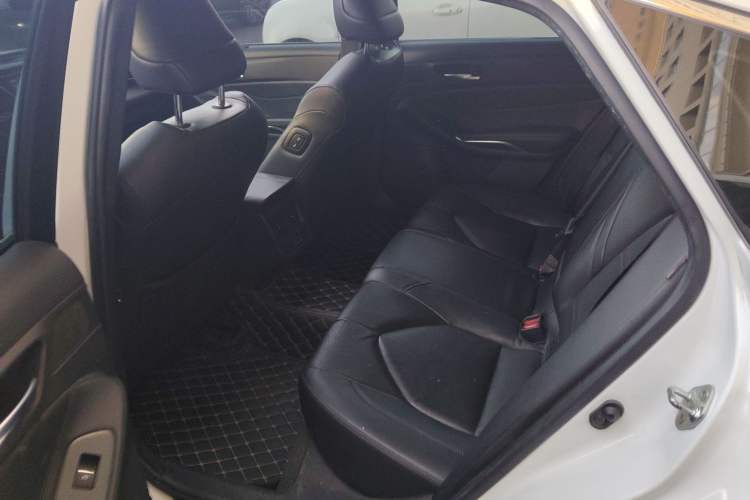 Used Toyota Avalon 2022 2.0L Luxury Edition
