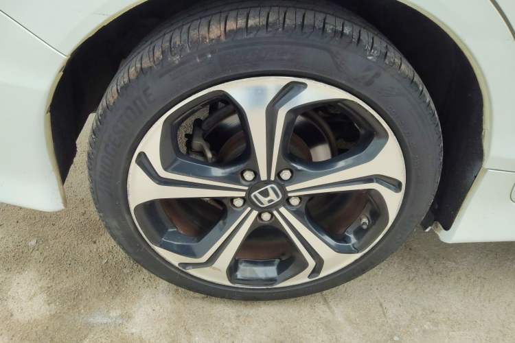 Used Honda Jade 2017 210 TURBO CVT Luxury Edition 5 Seats
