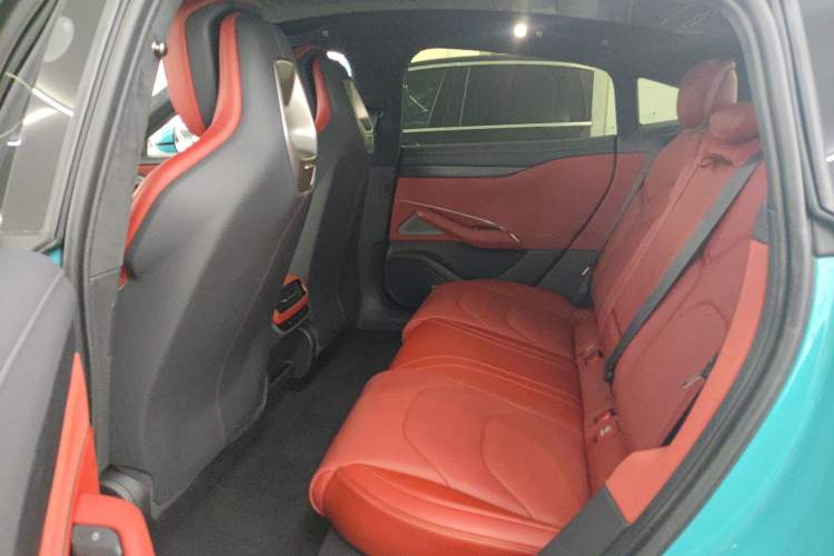 Used  SU7 2024 Four-Wheel Drive Ultra-Long Range Advanced Intelligent Driving Max Edition
