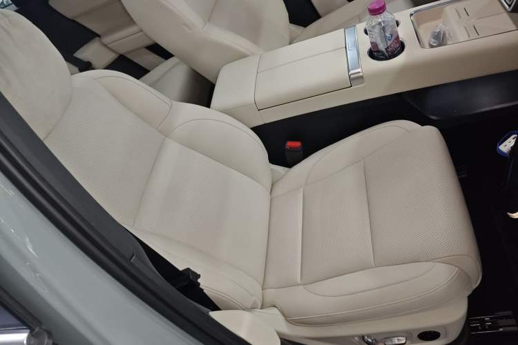 Used Li Auto L6 2025 Pro Smart Refresh Edition
