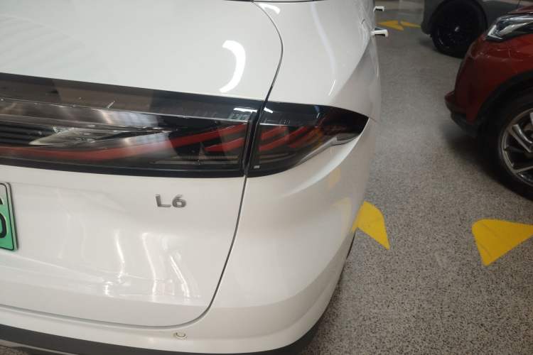 Used  L6 2024 125km PLUS Dragon Edition