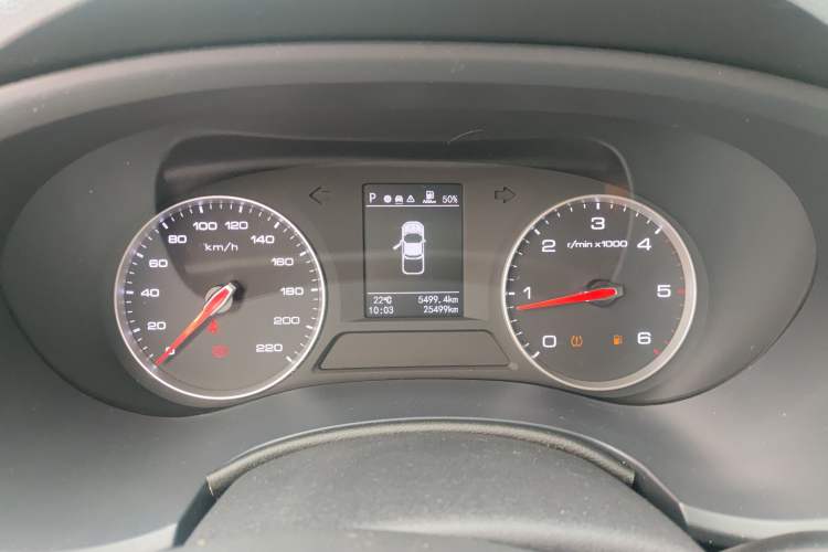 Used Foton General F9 2022 2.0T Diesel Automatic 2WD Enjoyment Version with Long Bed 4F20TC
