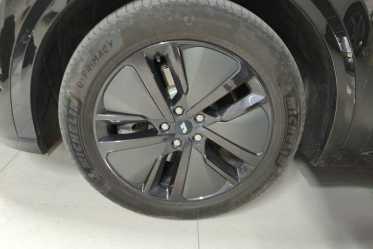 Used Li Auto L8 2024 PRO Model
