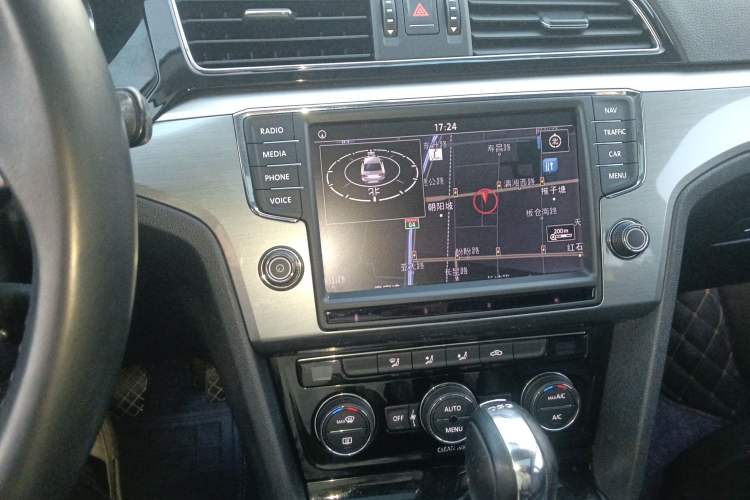 Used Volkswagen Lamando 2018 280TSI DSG Comfort Edition
