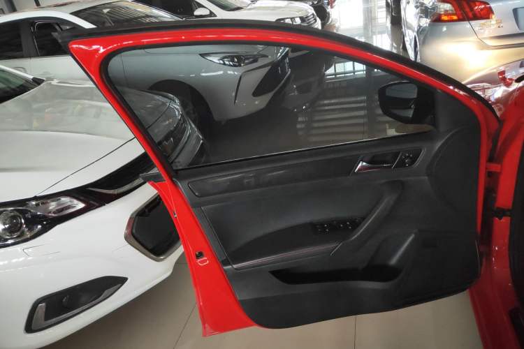 Used Skoda Rapid Spaceback 2016 Revised 1.6L Automatic Smart Drive Version
