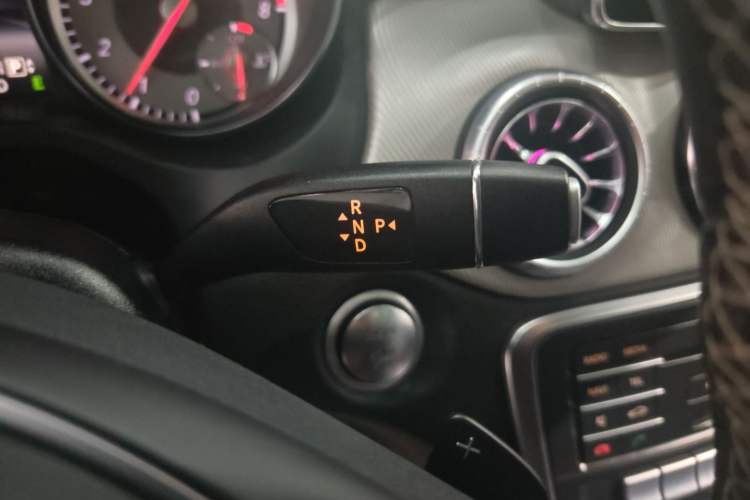 Used Mercedes-Benz CLA 2015 CLA 200
