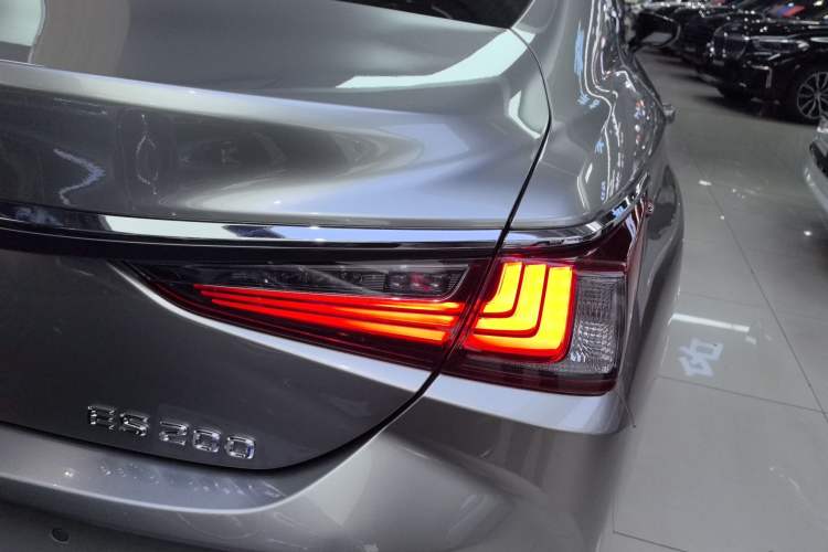 Used Lexus ES 2021 200 Luxury Edition
