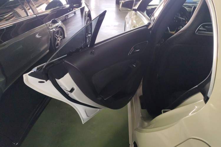 Used Mercedes-Benz CLA 2016 CLA 220 4MATIC
