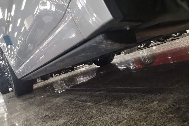 Used Li Auto L8 2023 Pro Model
