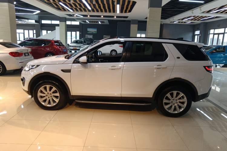 Used Land Rover Discovery Sport 2017 2.0T SE
