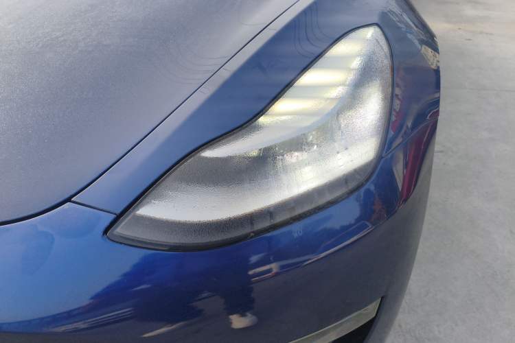 Used Tesla Model 3 2019 Long-Range Rear-Wheel-Drive Version
