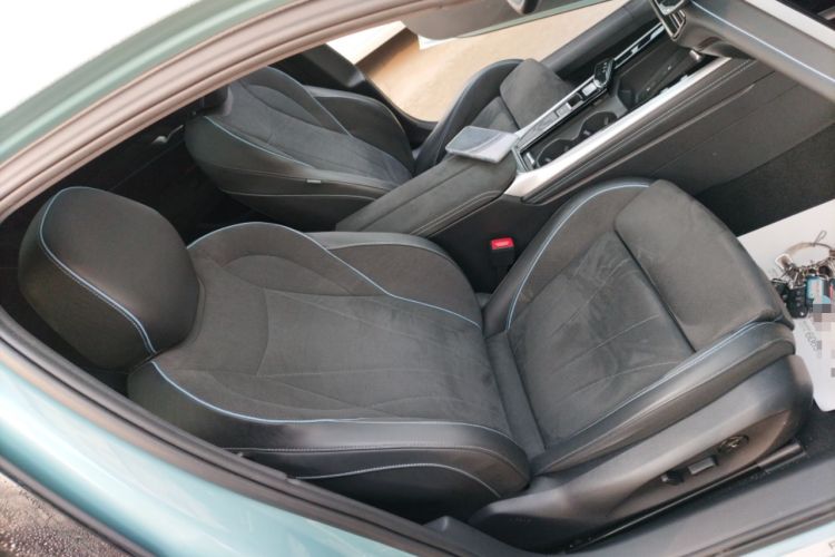 Used Volkswagen Passat 2025 Pro 380TSI Starry Dragon Luxury Edition
