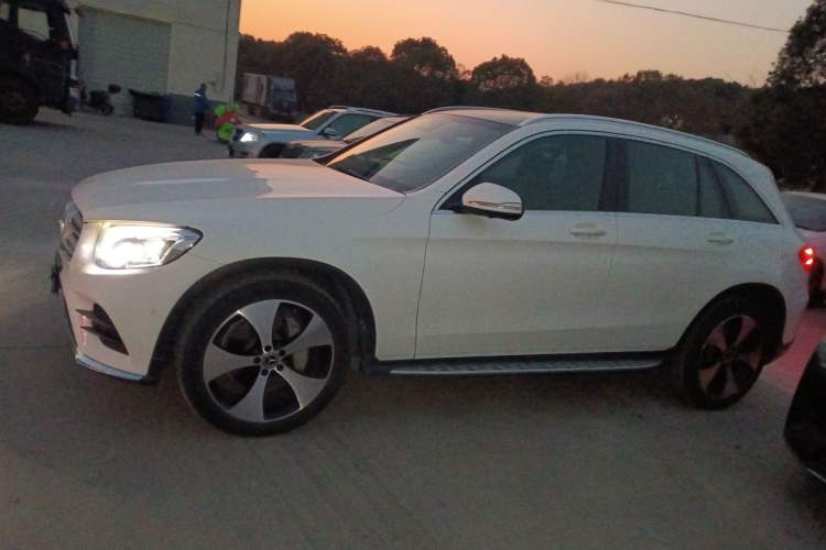 Used Mercedes-Benz GLC 2018 GLC 300 4MATIC Sport Edition