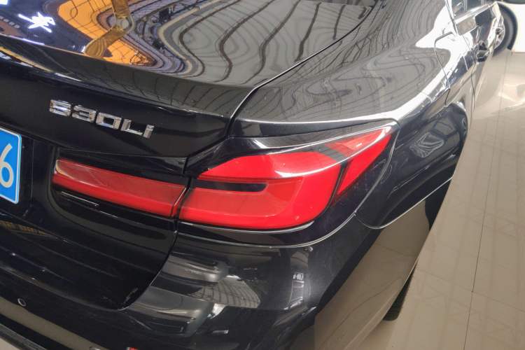 Used BMW 5 Series 2022 Updated 530Li Luxury Edition Premium Package