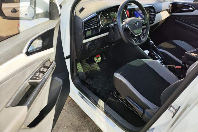 Used Jetta VS7 2022 280TSI Automatic Trend Edition
