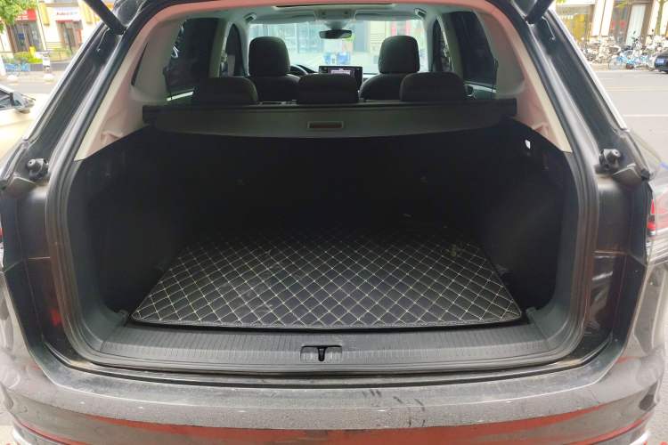 Used Volkswagen Tayron 2023 Revised Version 380TSI All-Wheel Drive R-Line High-Energy Edition